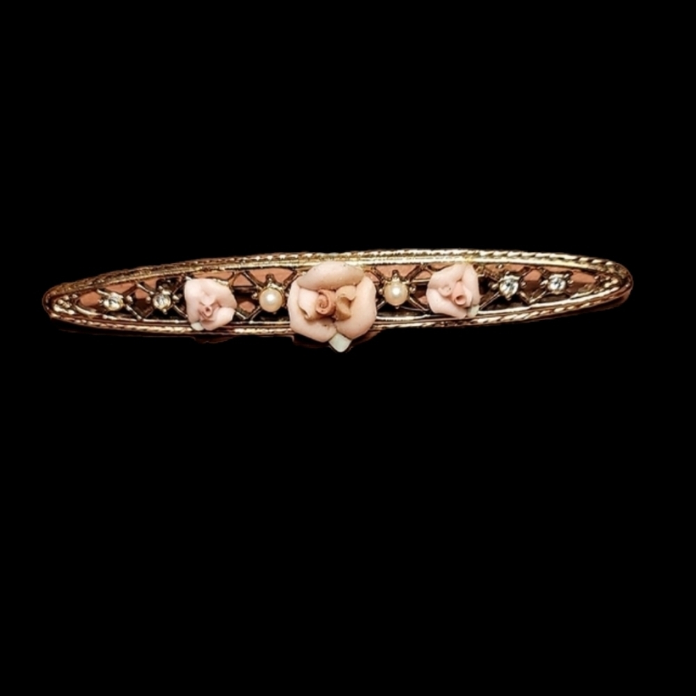 Vintage Brooch* Gold
